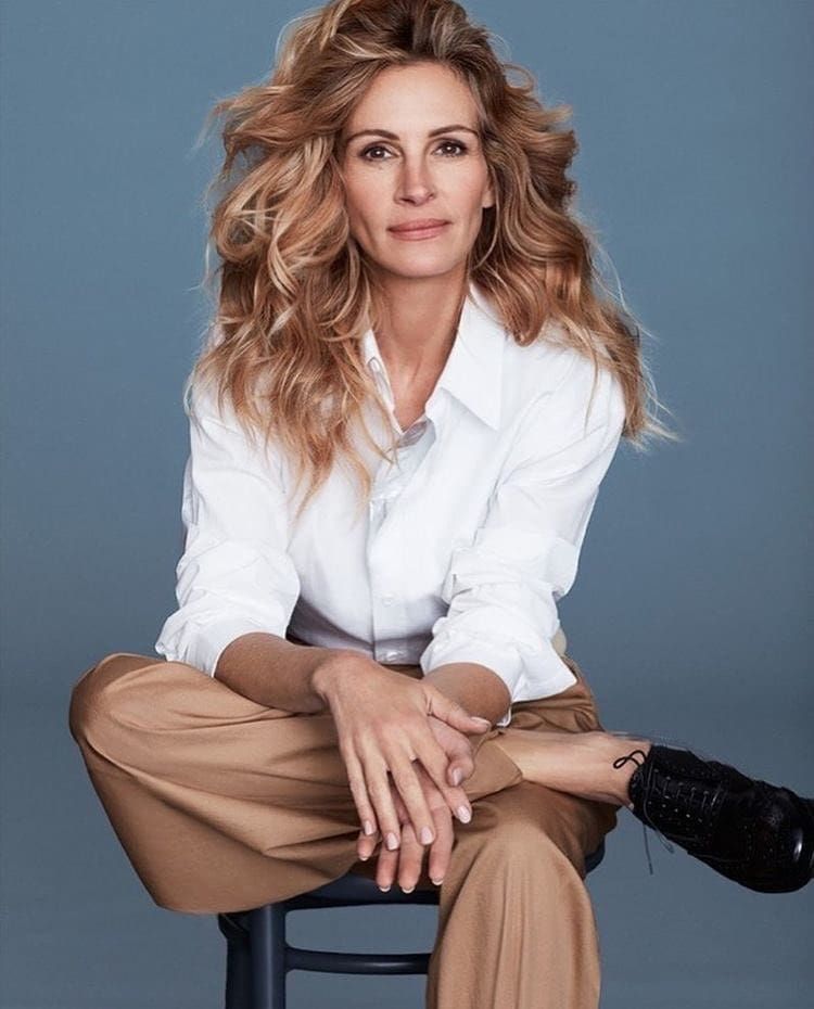 Photo Studio 308 What Colors to Wear for Your Skin Tone Julia Roberts