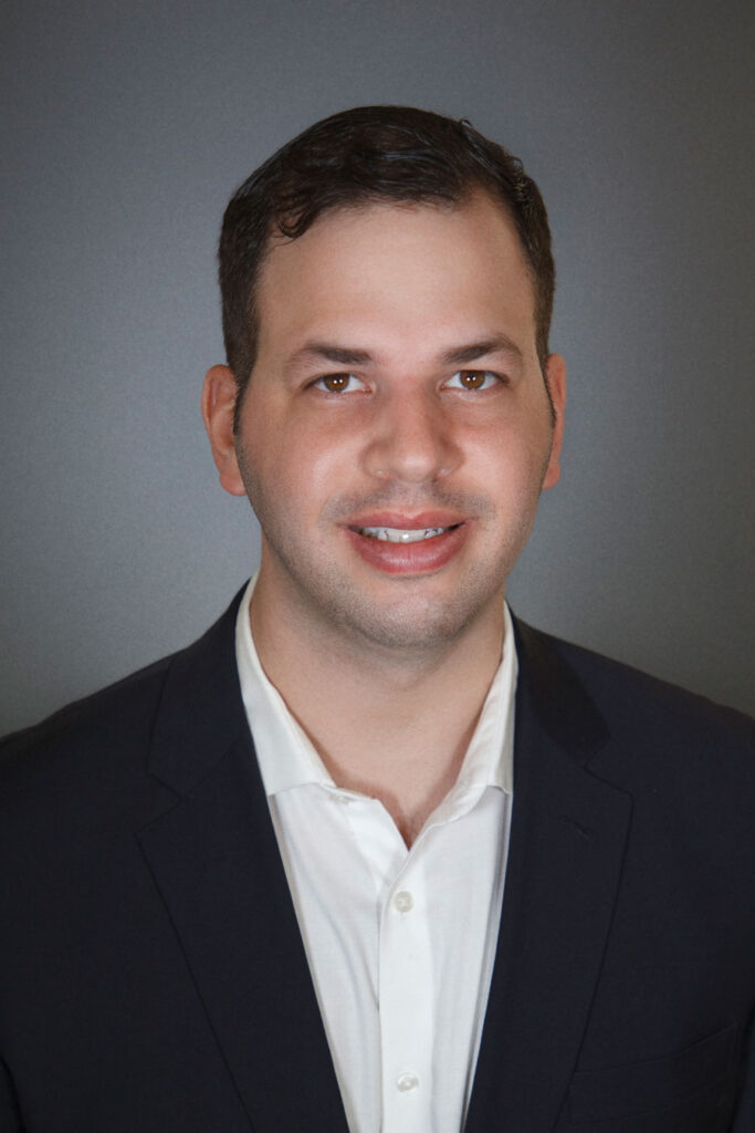 Photo Studio 308 & TileBar Professional Headshots NYC 2021