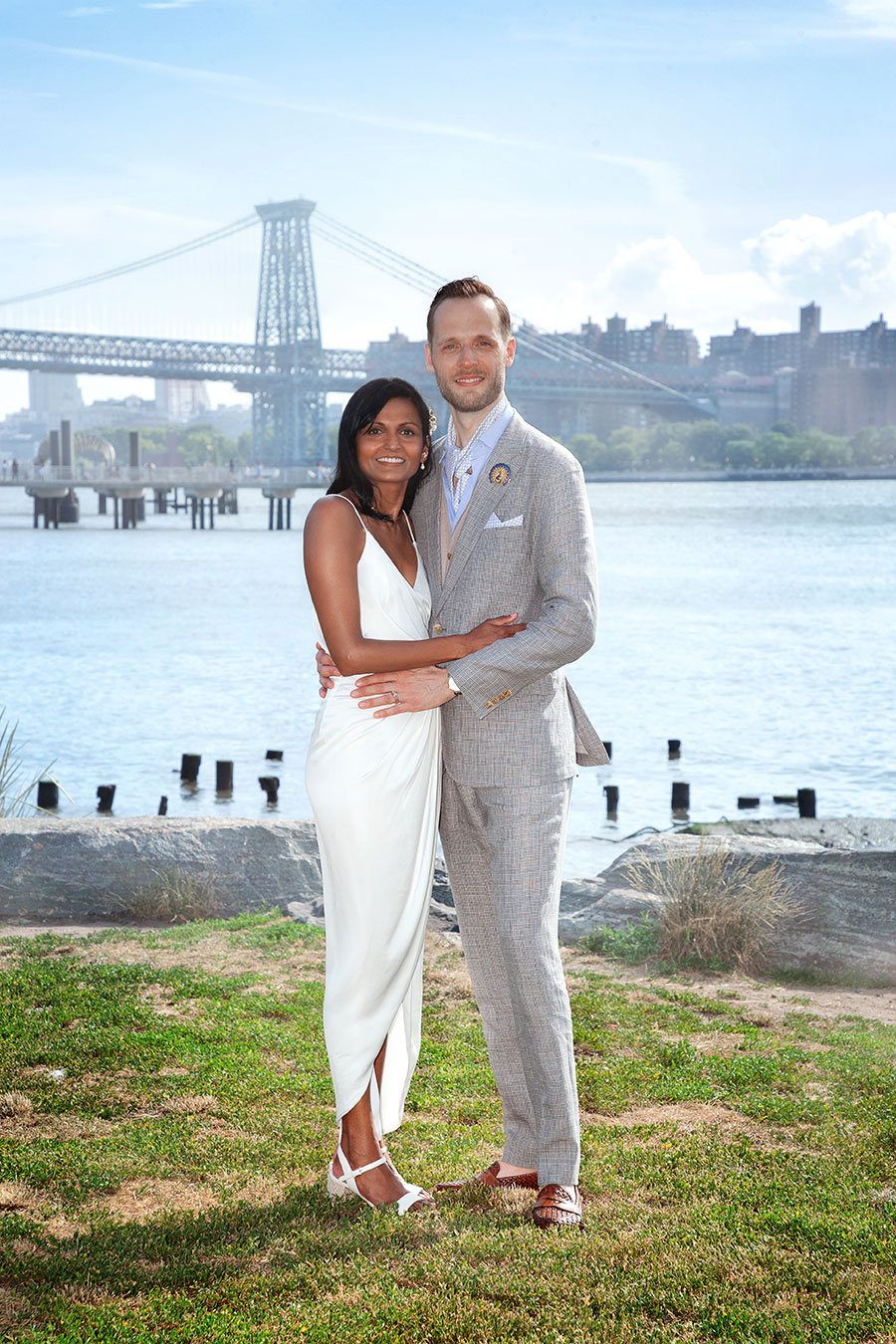 Photo Studio 308 Nayomi & Joeri Wedding photographer nyc at Bushwick Inlet park 2021