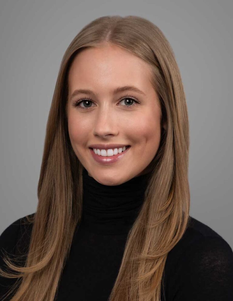 studio headshots — Photo Studio 308