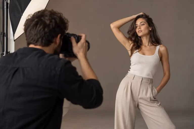what is a model's role in a photoshoot — Photo Studio 308